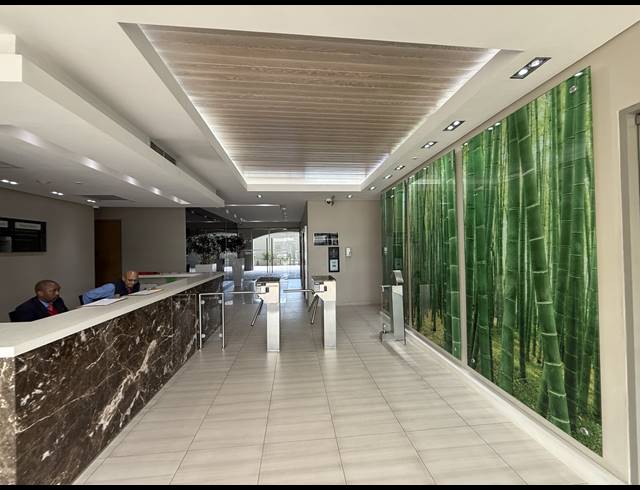 381M² OFFICE TO LET IN CLAREMONT